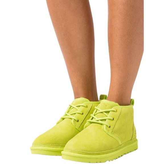 UGG NEUMEL Lime Green Woman’s Boots Size 5 - Picture 1 of 7